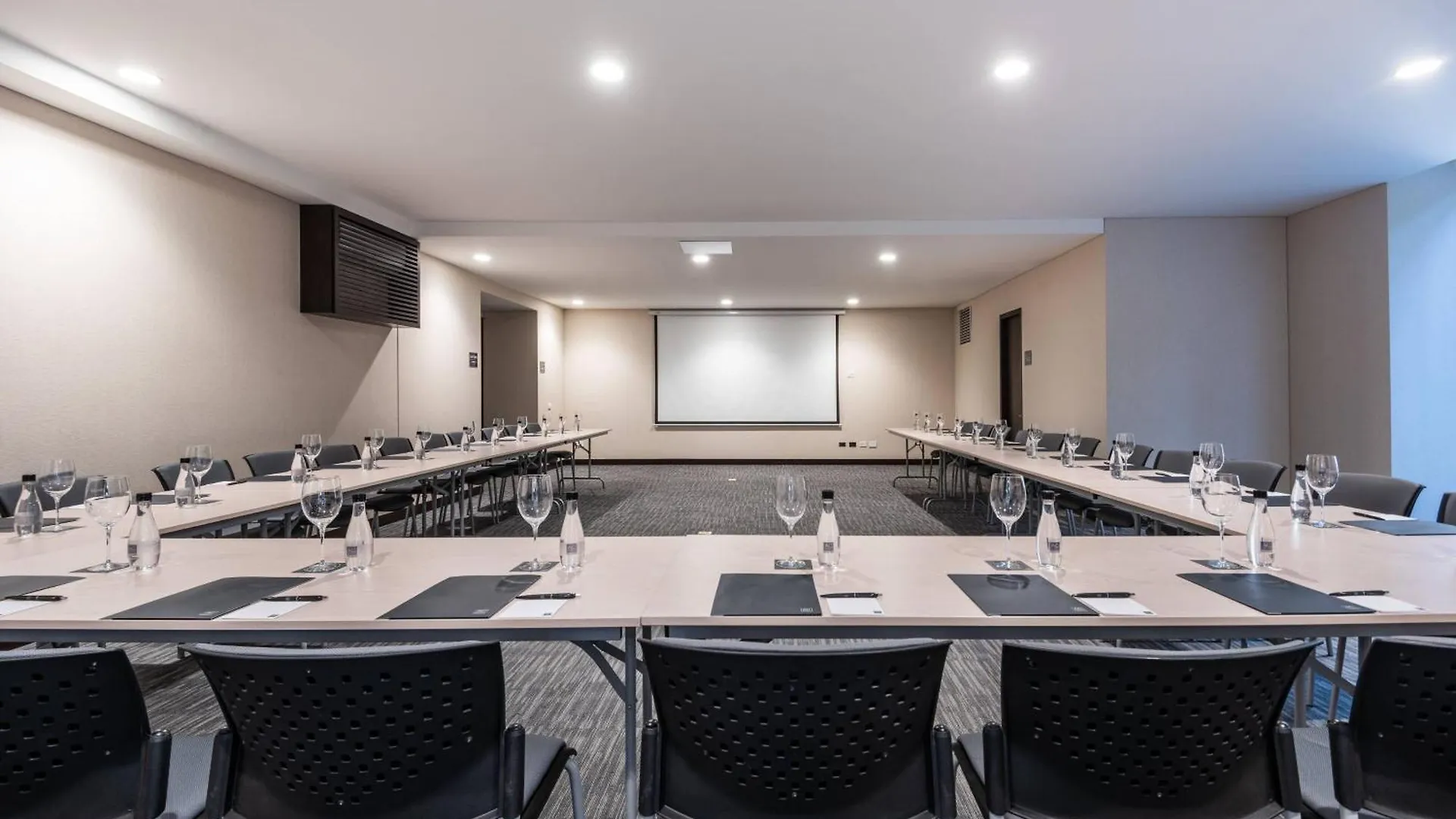 Ac Hotel By Marriott Bogota Zona T
