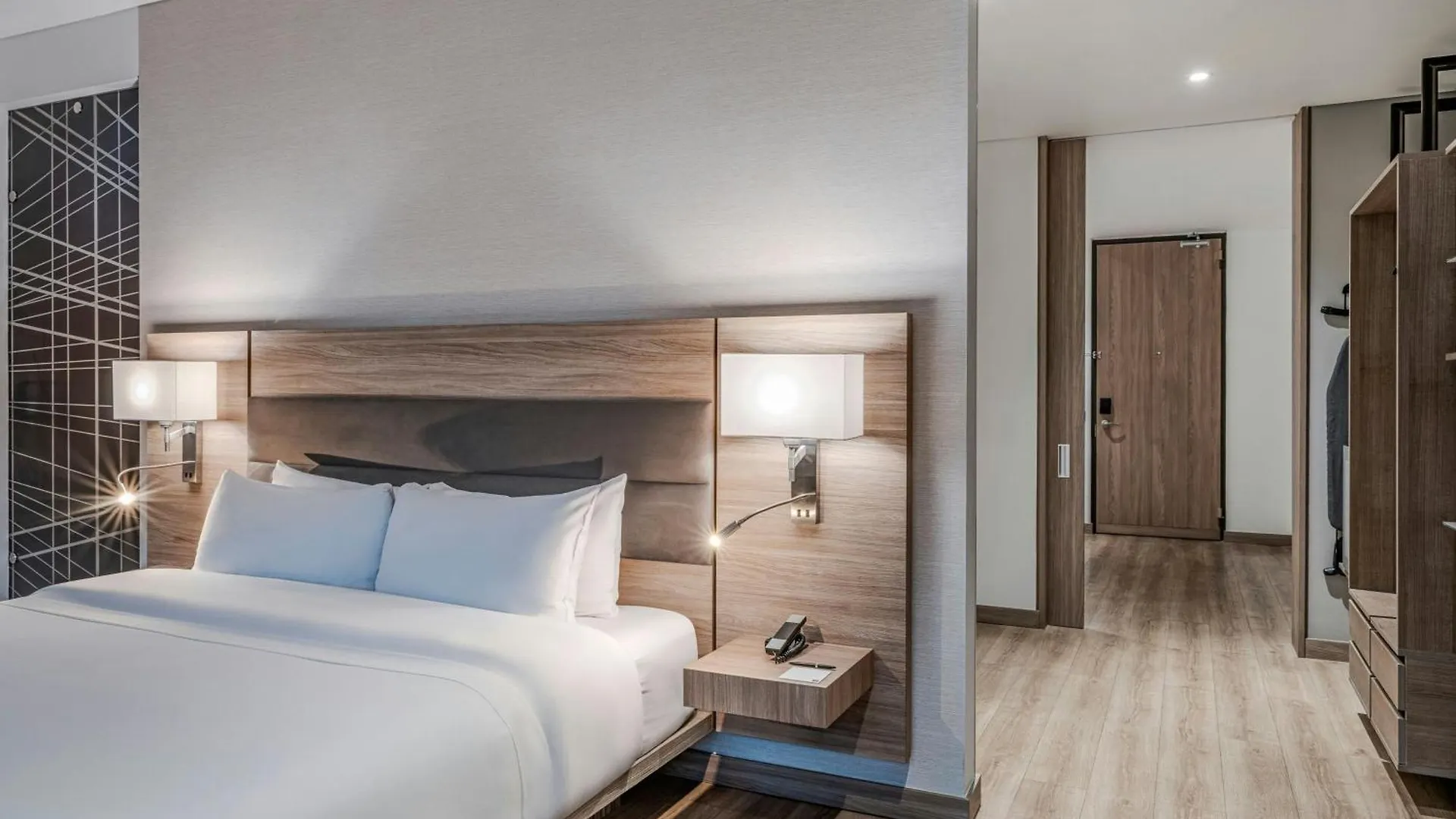 Ac Hotel By Marriott Bogota Zona T 4*,  Colombia
