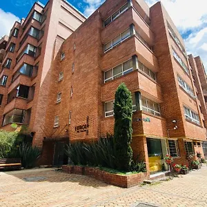 4* Hotel Retiro 84 By Mij