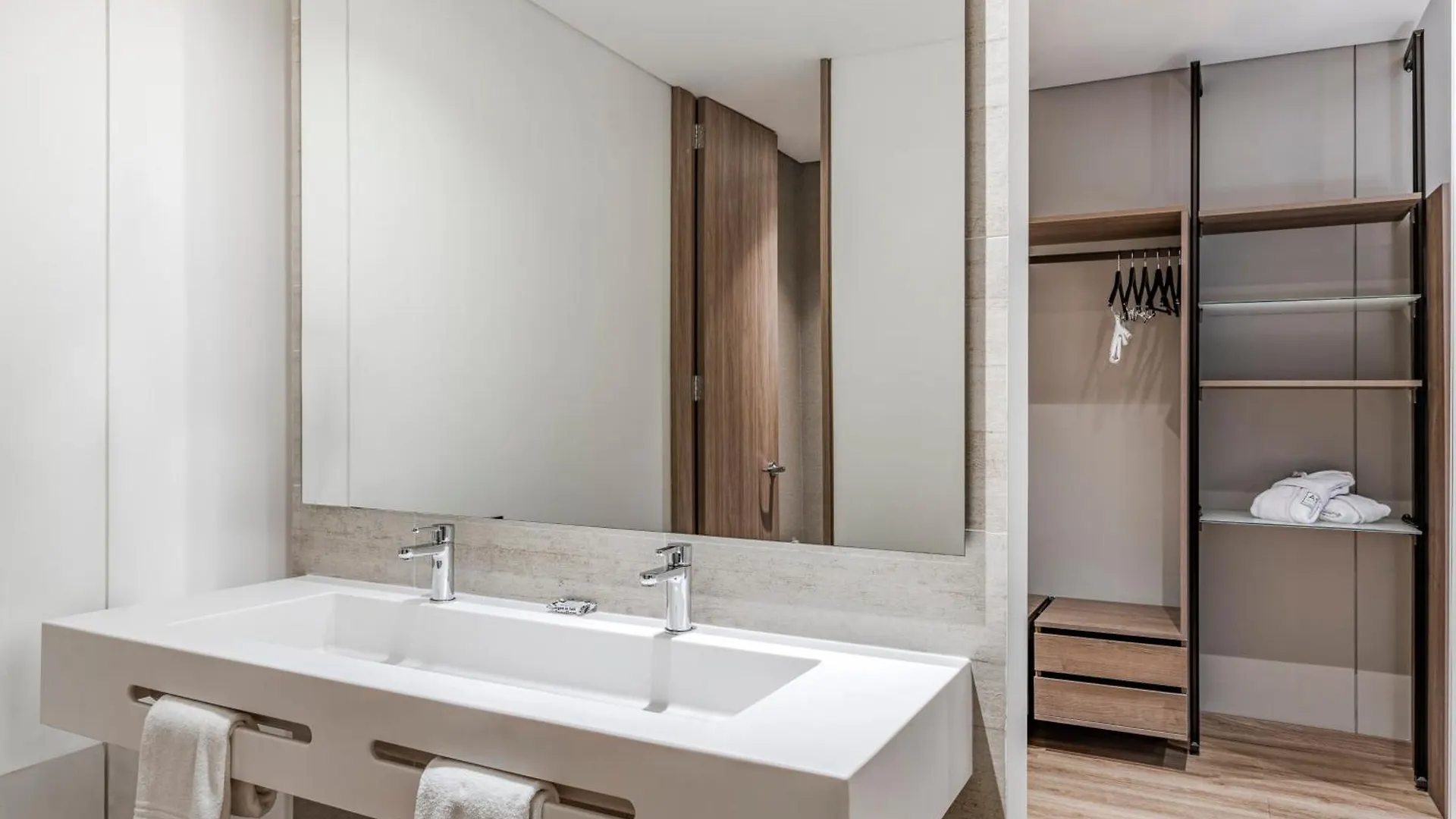 Ac Hotel By Marriott Bogota Zona T